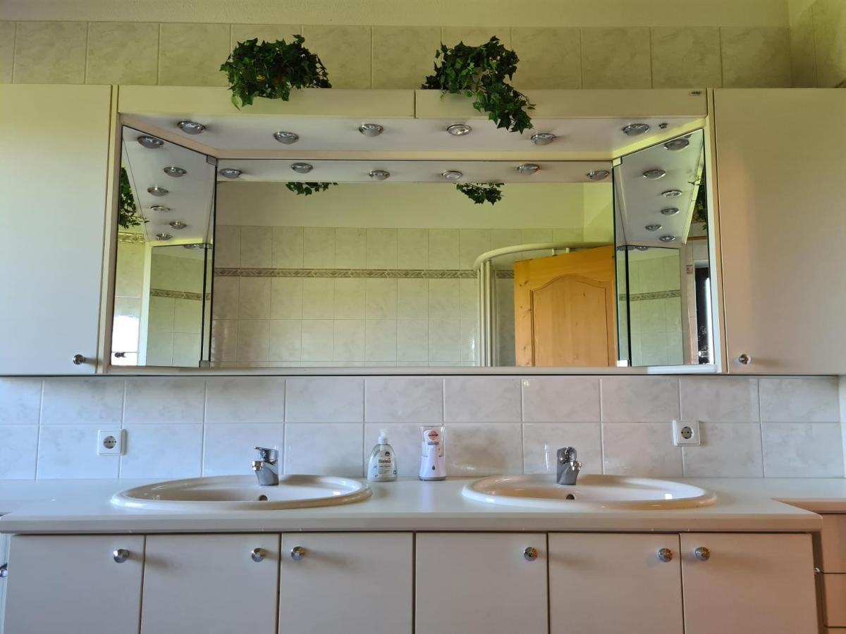 Schoenes Ferienhaus Am Herrenberg Prien am Chiemsee Exteriör bild
